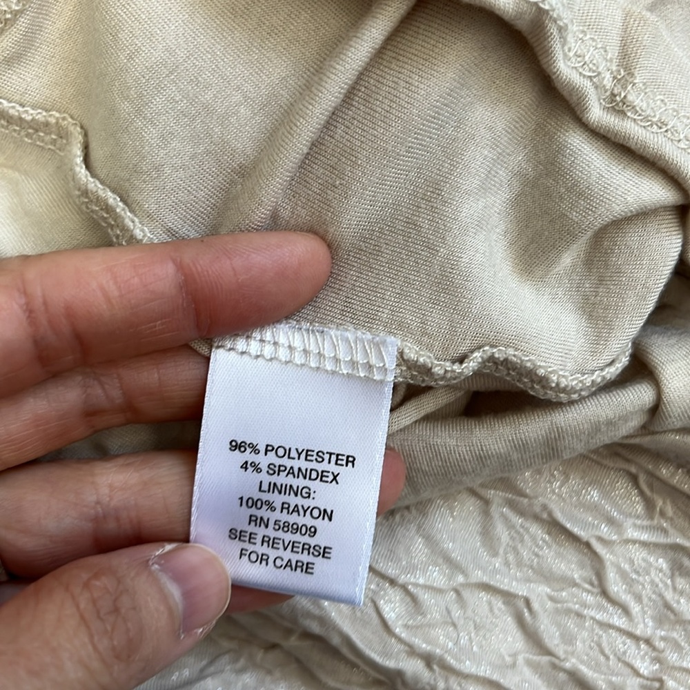 Dress - Picture 11 of 11